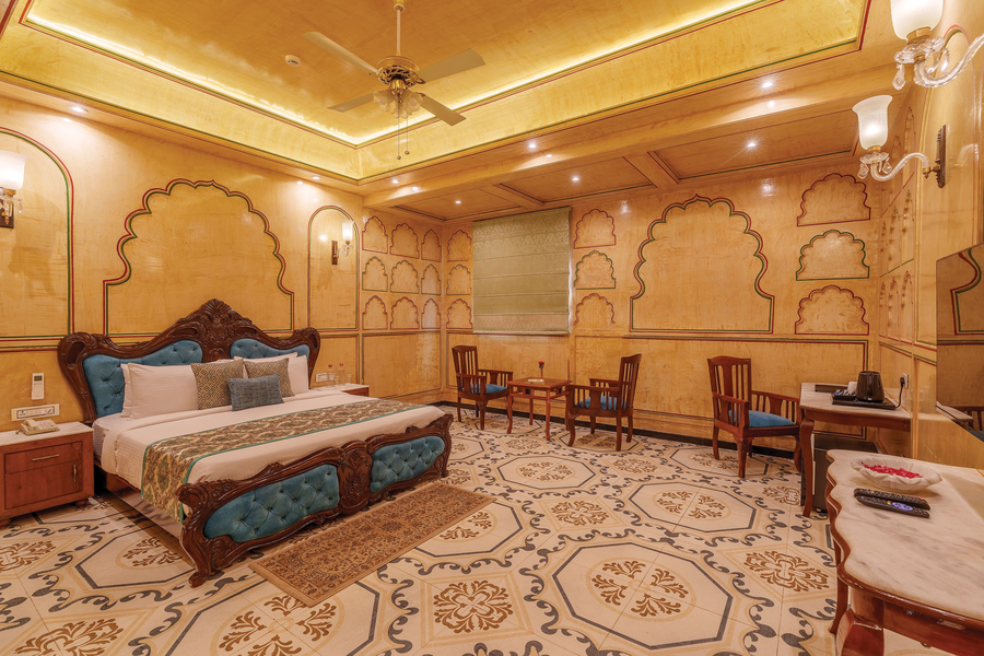 r chandra palace