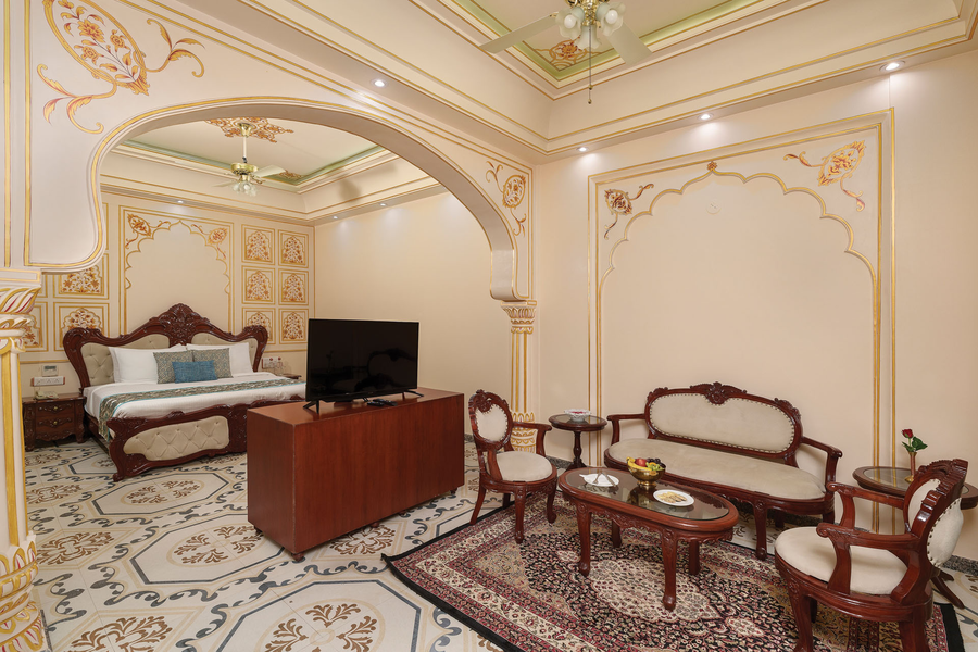 r chandra palace