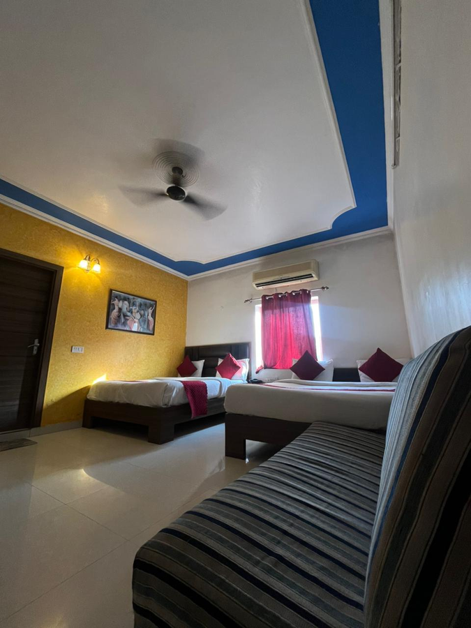 hotel ashok palace