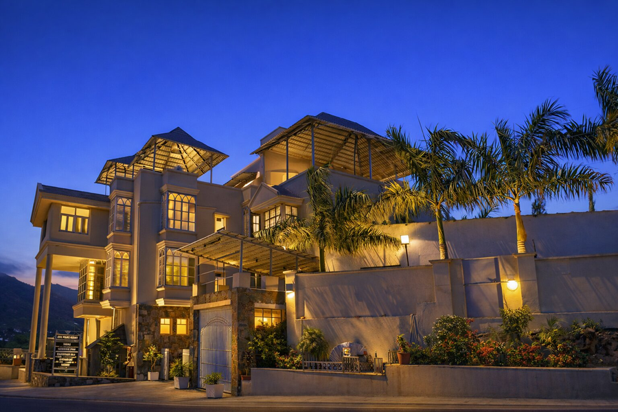 devi palace monsoon palace view resort