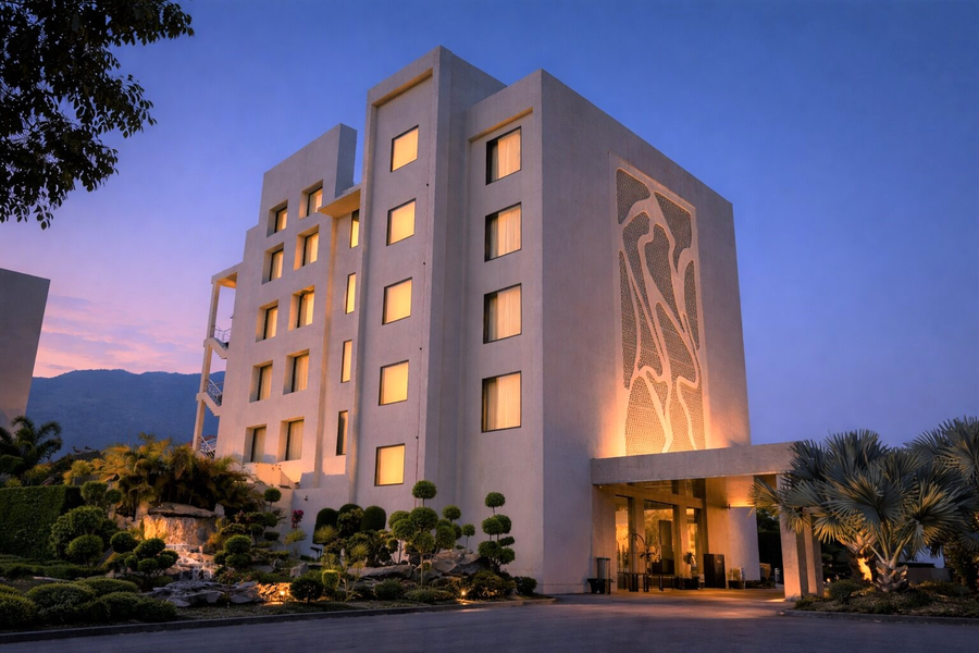 hillcrest hotel and resort