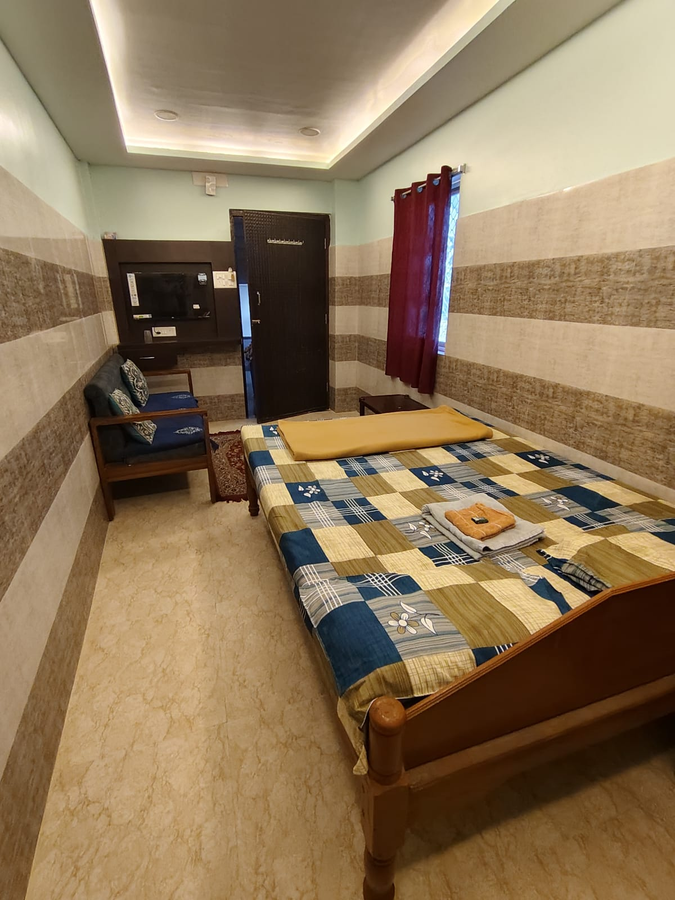 gayatree holiday home puri