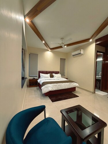 kesari hotel and restaurant