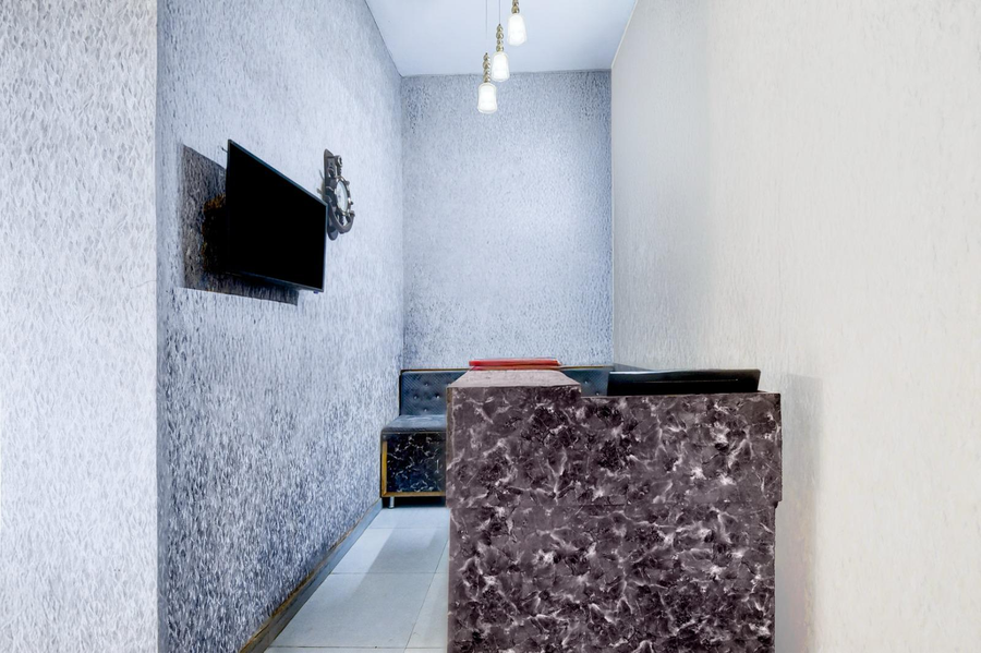 the nine hotel mansarovar