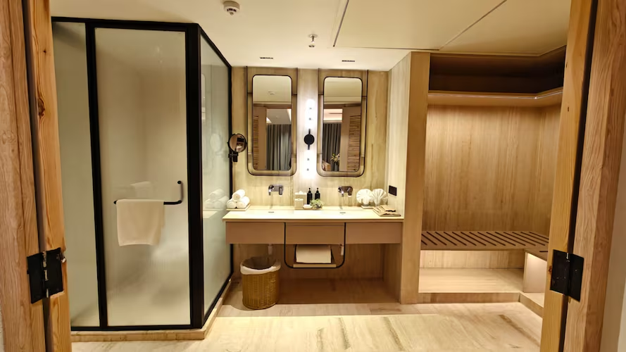 the forum hotel and convention