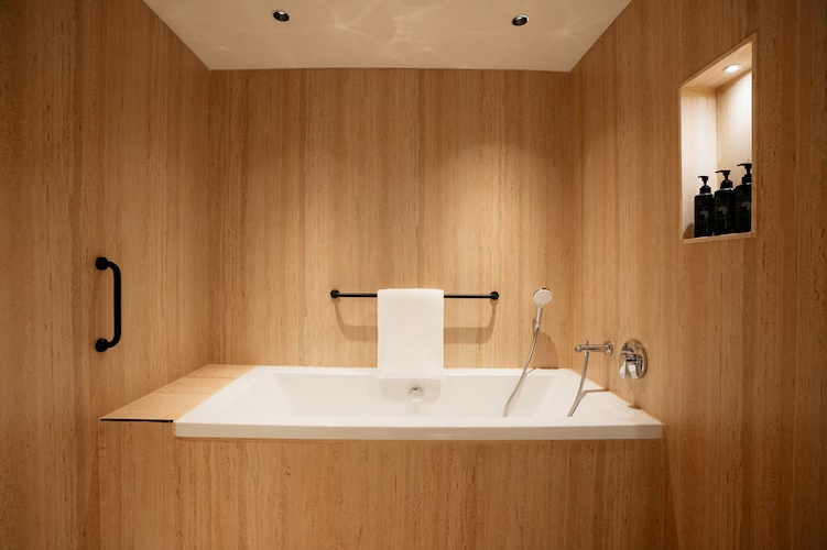 the forum hotel and convention