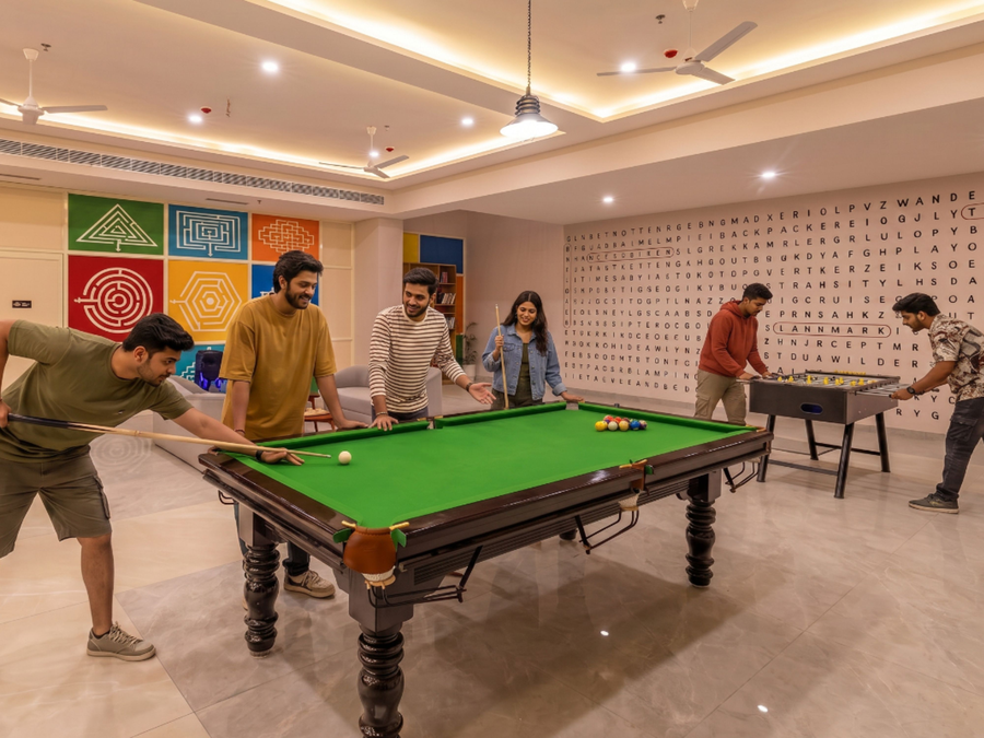 The Hosteller Gurgaon,,3 star