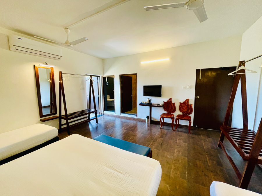 kalrav resort pench
