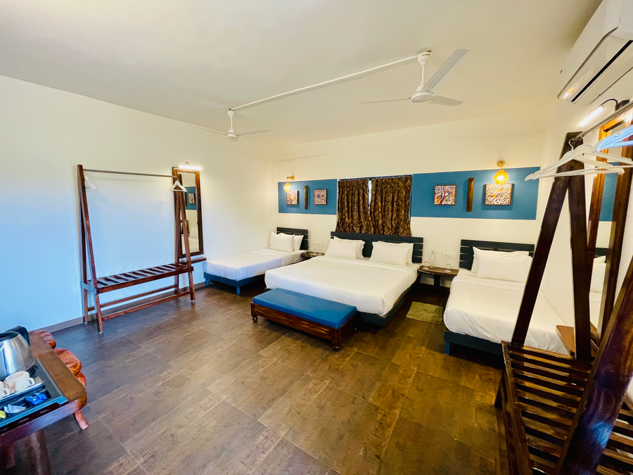kalrav resort pench