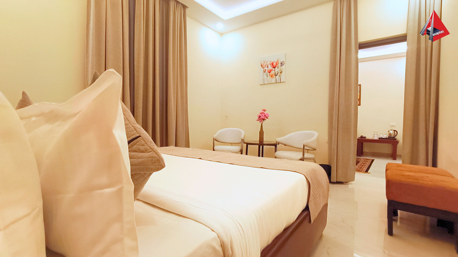 ayansh klyde inn lucknow