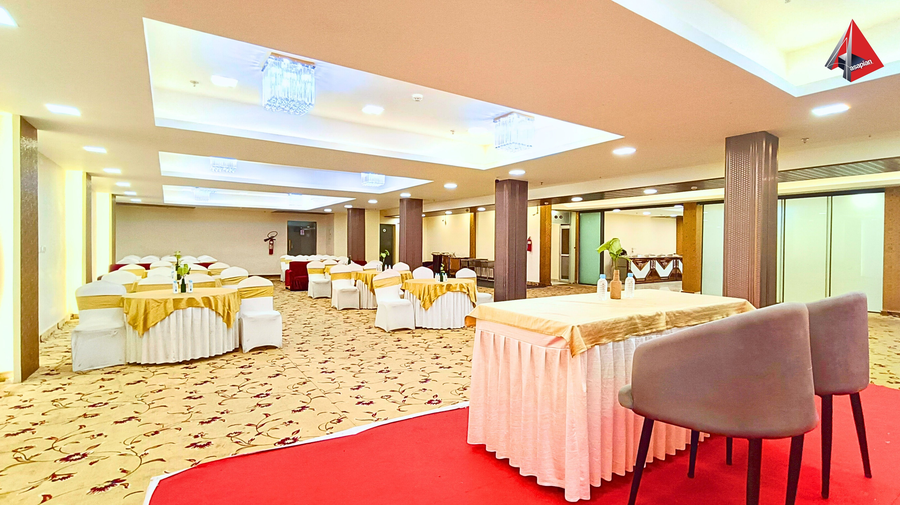 ayansh klyde inn lucknow