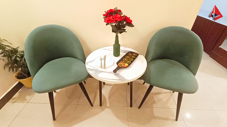 ayansh klyde inn lucknow