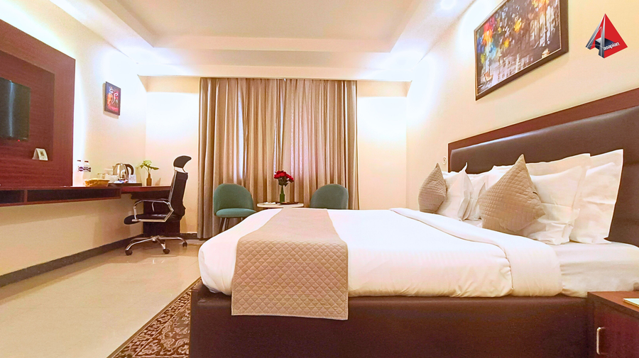 ayansh klyde inn lucknow