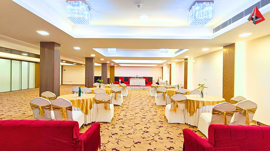 ayansh klyde inn lucknow