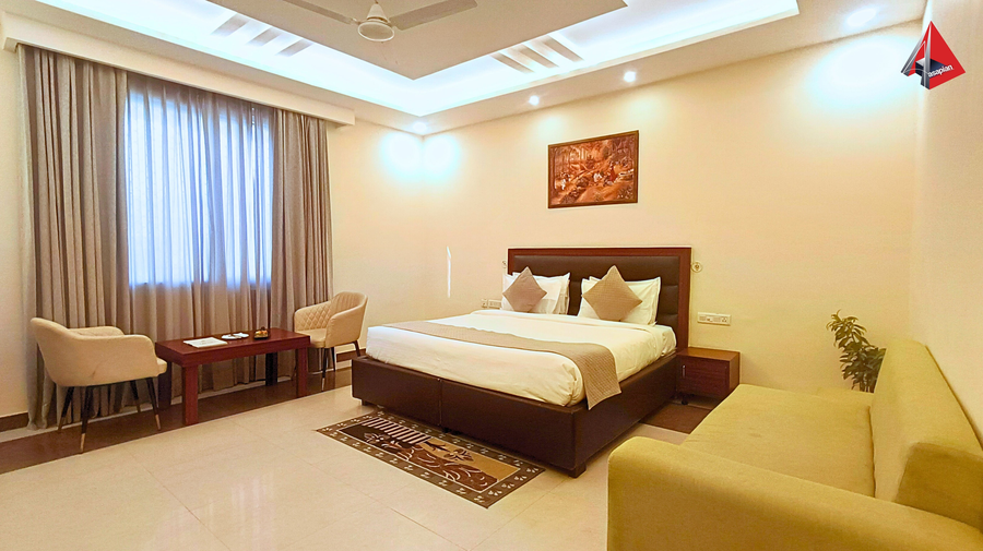 ayansh klyde inn lucknow