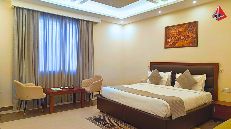 ayansh klyde inn lucknow