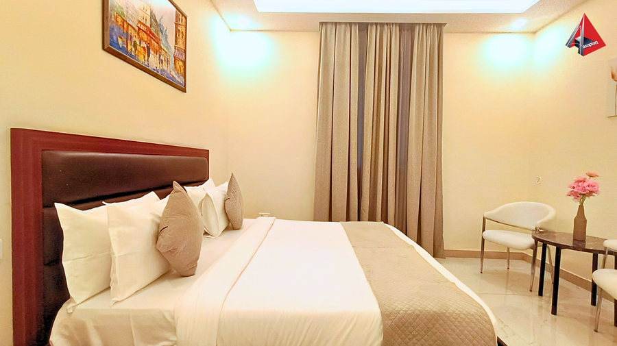ayansh klyde inn lucknow