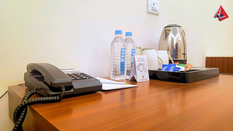 ayansh klyde inn lucknow