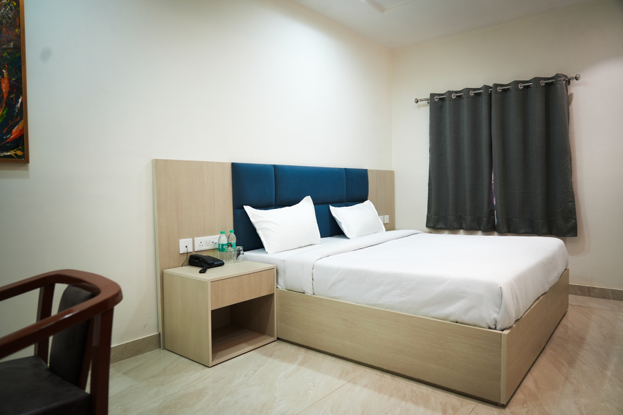 hotel diwakar niwas