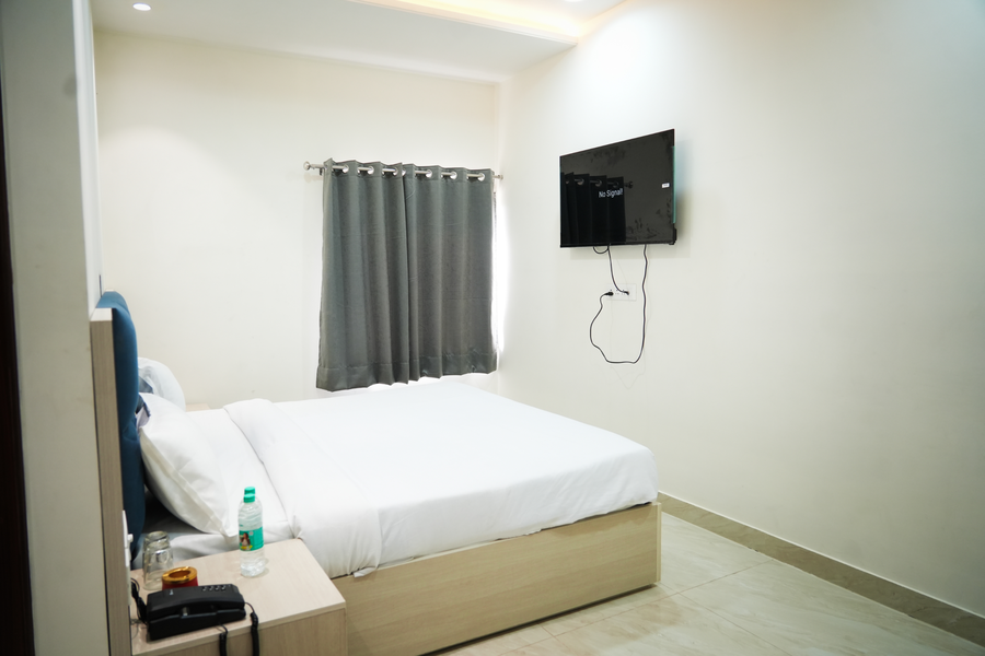 hotel diwakar niwas