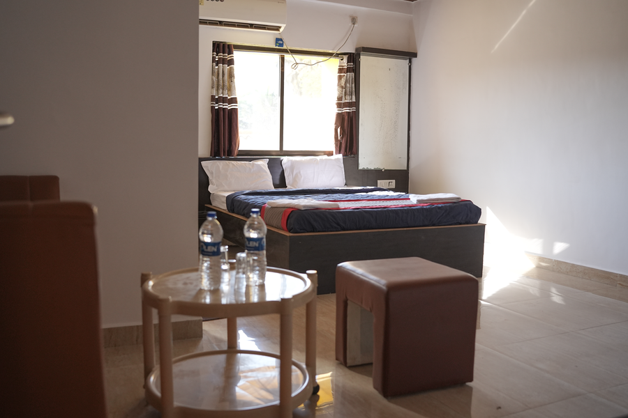Hotel Sea Royal Palace,R.No.23, Ametkarni, Shriwardhan, Raigad, Maharashtra, 402110, Shrivardhan, India,3 star