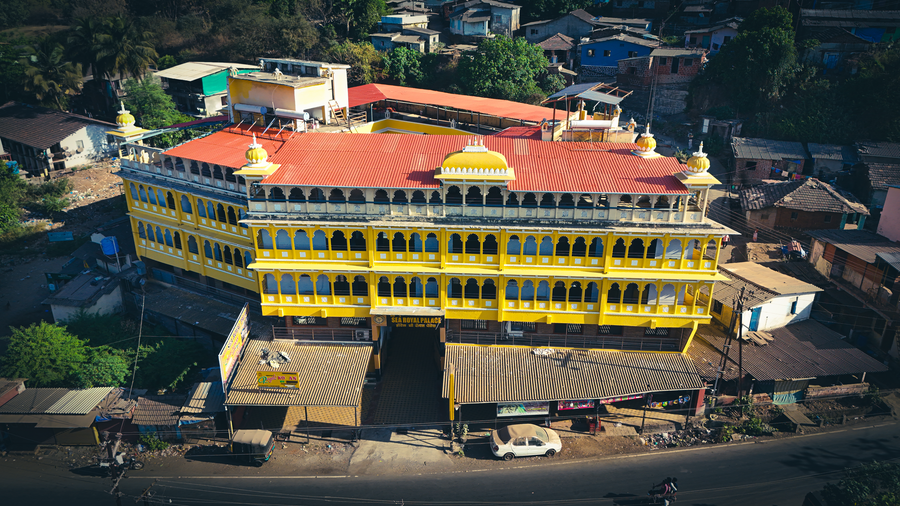 hotel sea royal palace