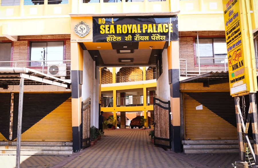hotel sea royal palace
