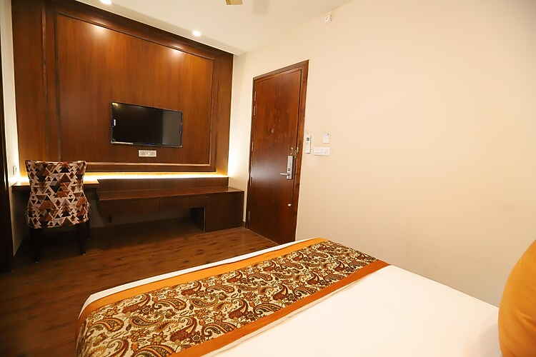 ip royal by qotel a luxury hotel laxmi nagar delhi