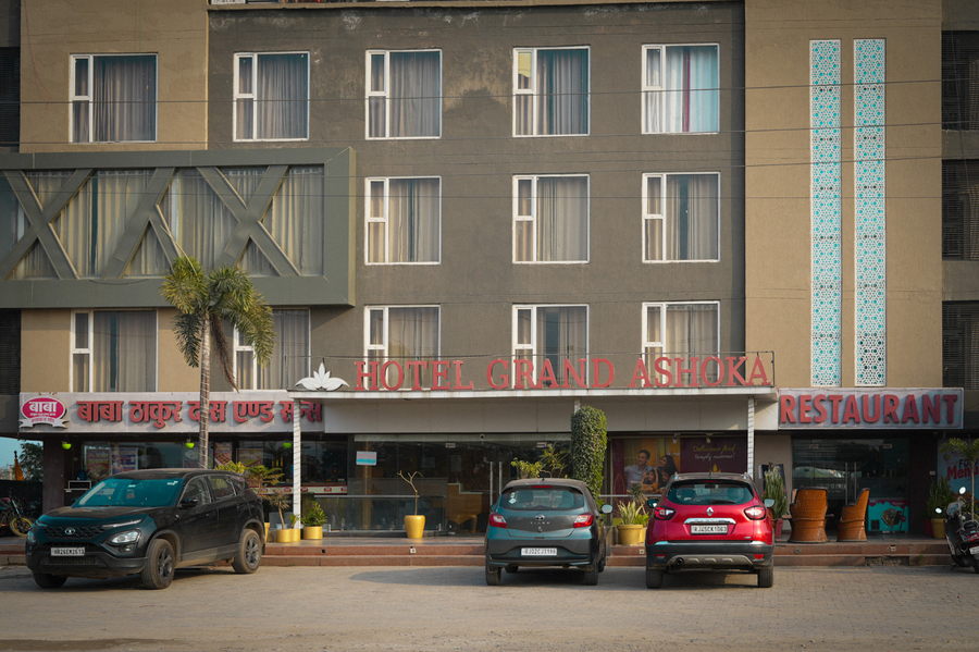 Hotel Grand Ashoka,Bakhtpura,0 star