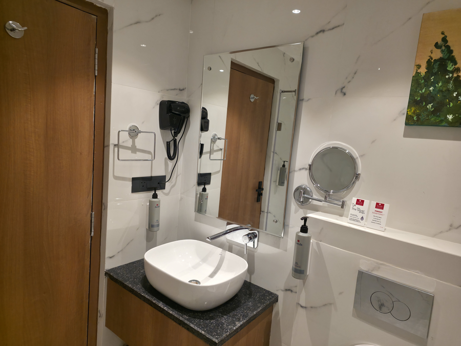 Lords Inn Katra,Near Yatra Parchi Counter,3 star