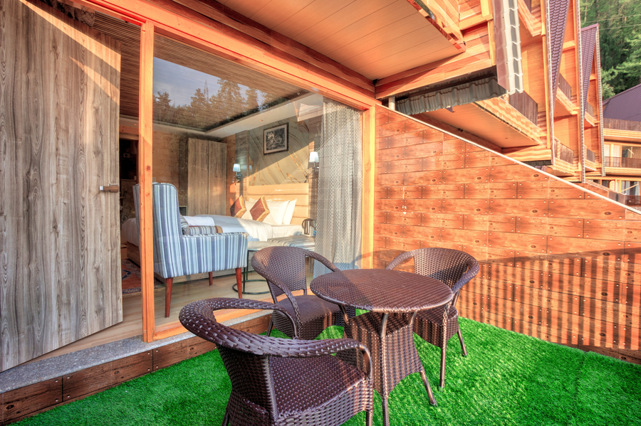 katson courtyard mashobra