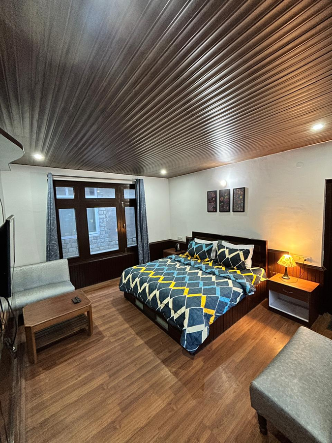 hotel devidyar
