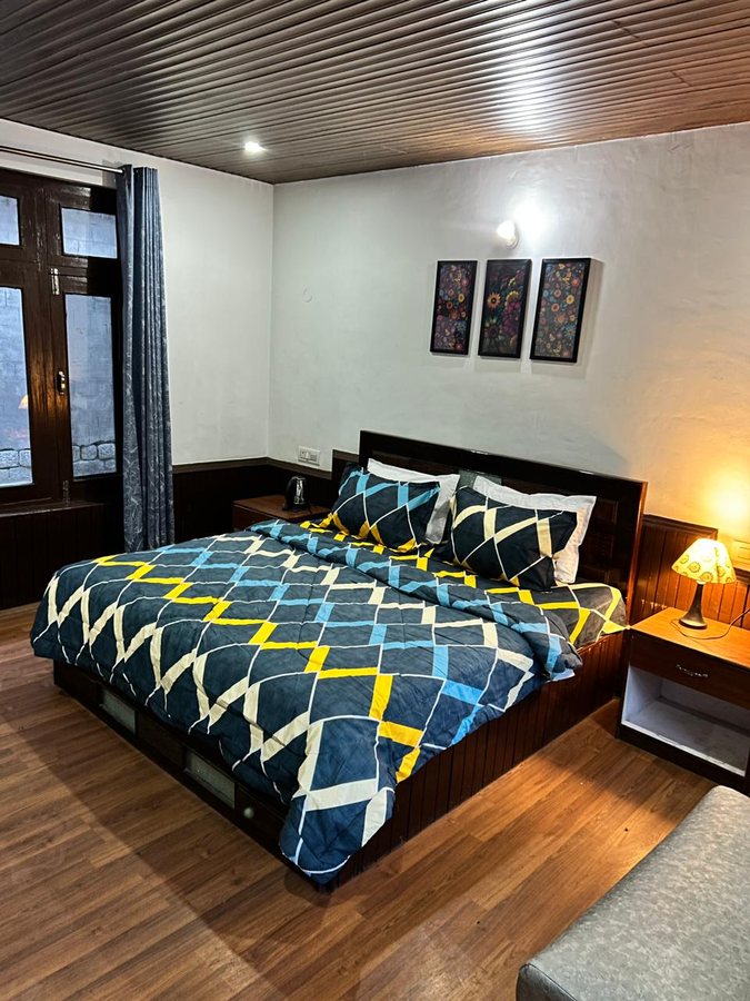 hotel devidyar