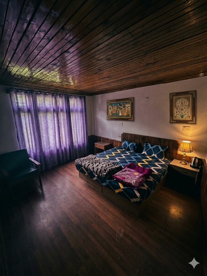 hotel devidyar