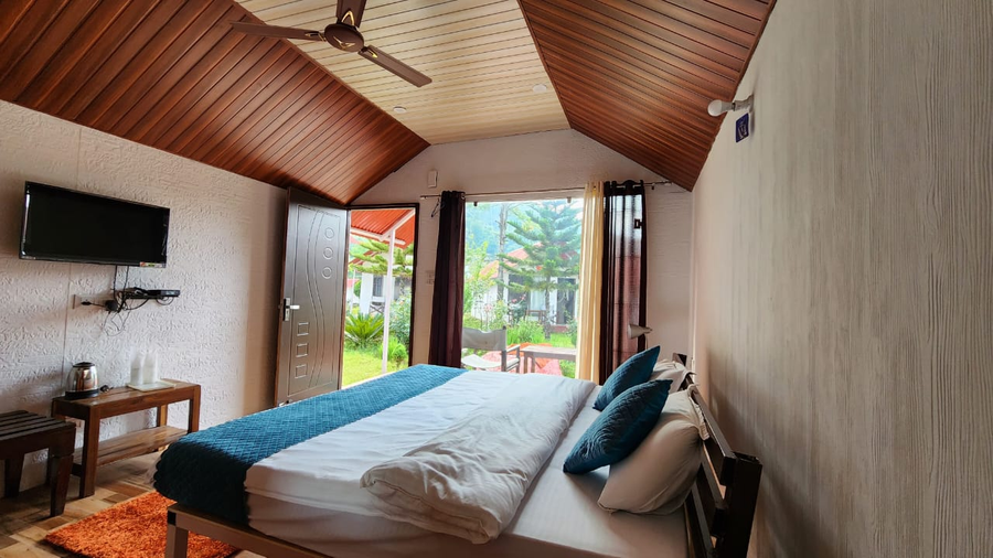 chardham resort guptakashi