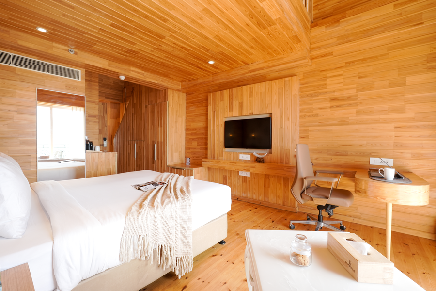 treetop by eight continents royalpine kasauli