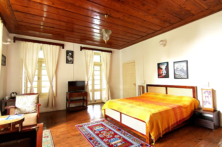 deodar manor khajjiar