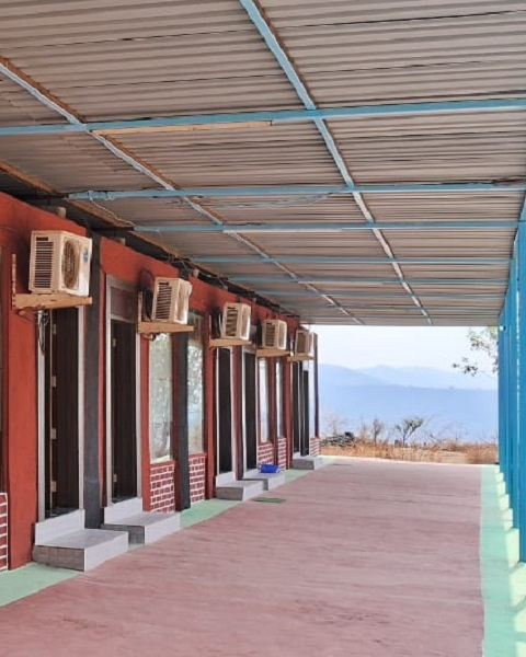 murlee pure veg resort