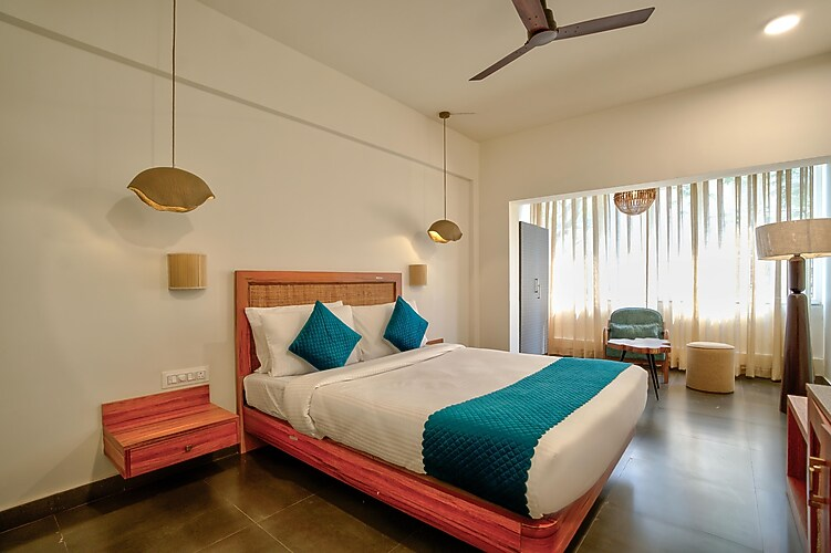 hotel chatak boutique resort nr beach goa