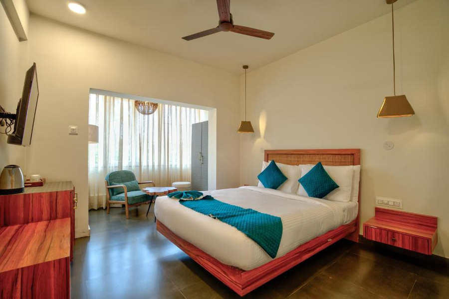 hotel chatak boutique resort nr beach goa