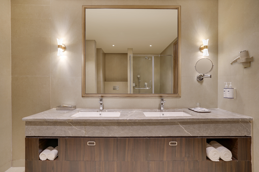 keys select by lemon tree hotels chirang