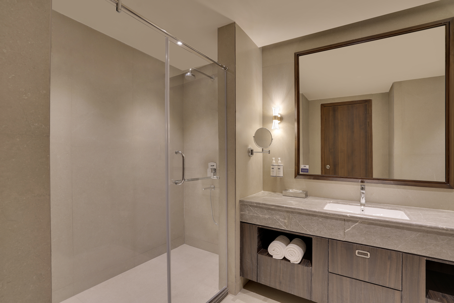 keys select by lemon tree hotels chirang