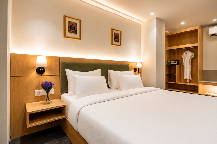the avenor hotel in mansarovar near jaipur airport