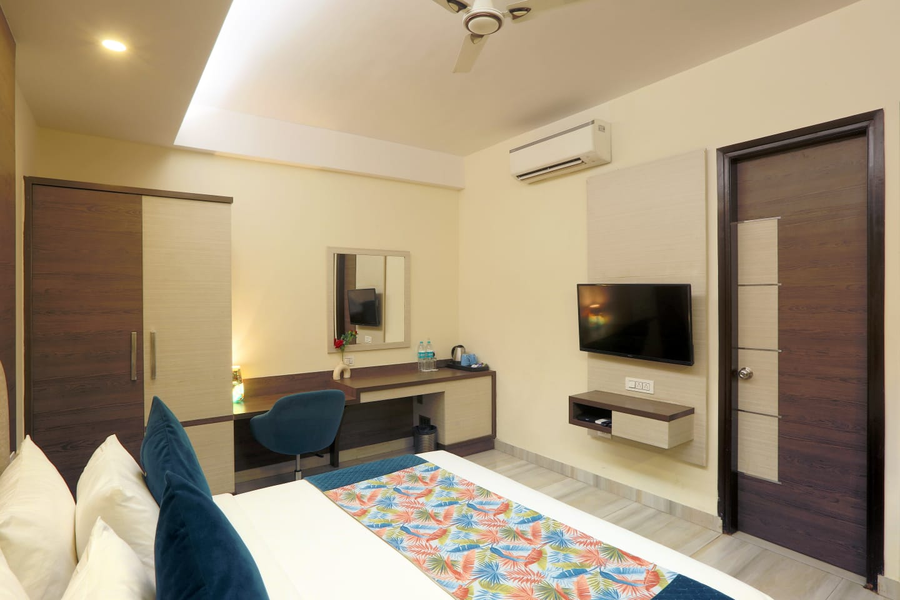 hotel lemon suites delhi airport