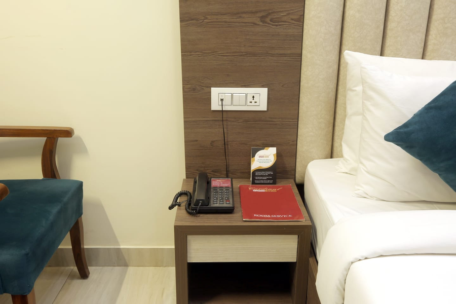 hotel lemon suites delhi airport