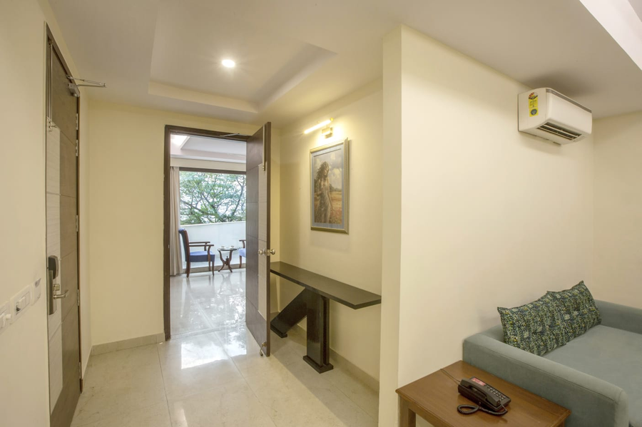 hotel lemon suites delhi airport