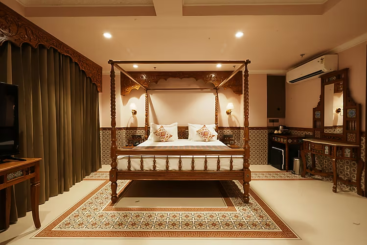 hotel surya palace