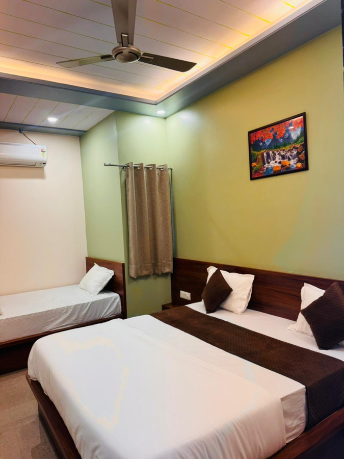 hotel shree mangalam and restaurant