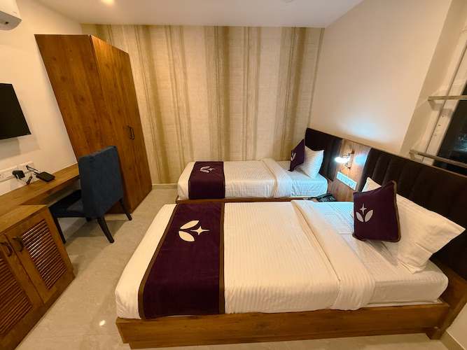 purple leaf hotel and banquet