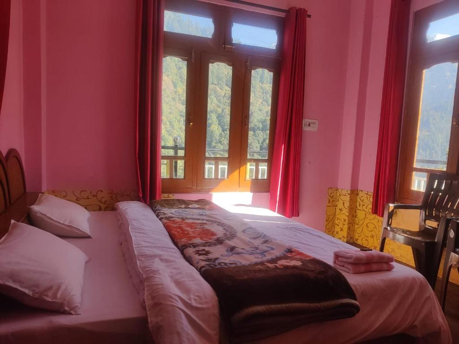 suraj guest house and cafe